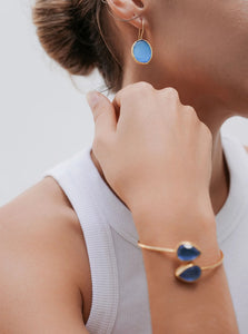 NESSA EARRING (CAT EYE STONE BLUE)