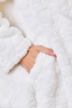 Big Lapel collar faux fur jacket