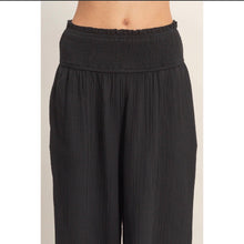 Gauze wide Leg Pant in black