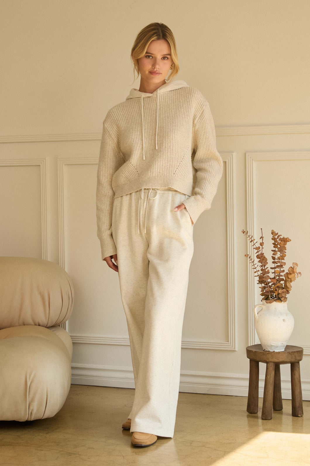 ELASTIC WAIST PULL ON SWEATPANTS