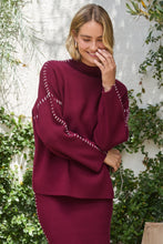 BURGUNDY SWEATER WITH WHITE STICHING