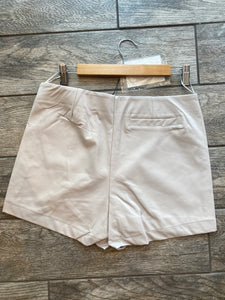 Gio Skort (Chalk)