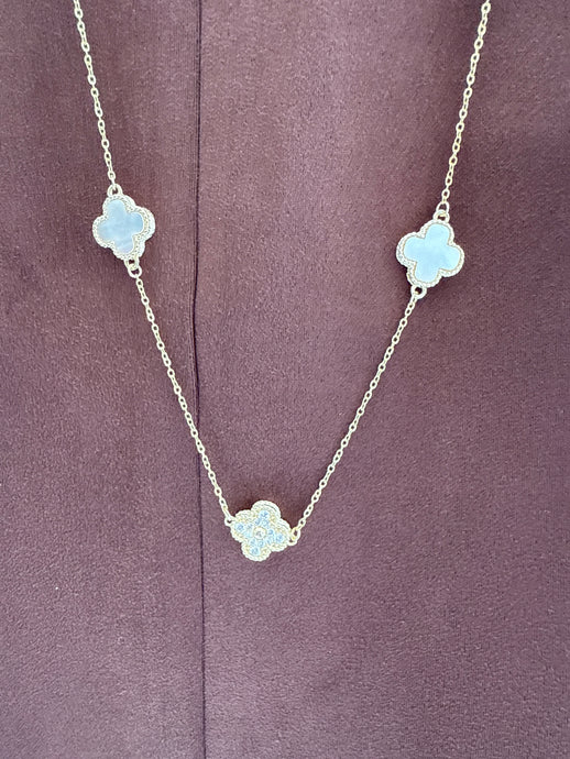 PEARL AND GOLD CLOVE NECKLACE