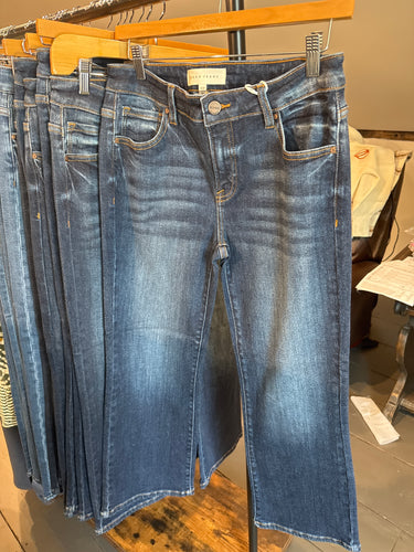 Risen Mid Rise-Flare Jean