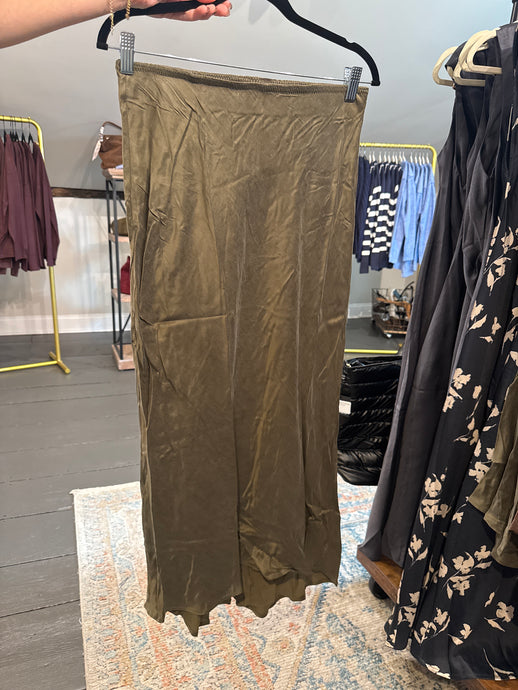 Flowy Midi Skirt (Olive)