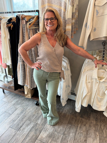 SLEEVELESS WRAP TIE TOP