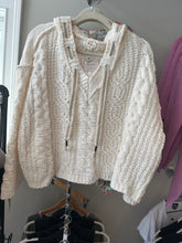 CREAM POL SWEATER