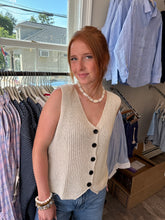 Light-weight Knit Vest