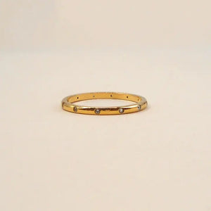 CZ BAND RING