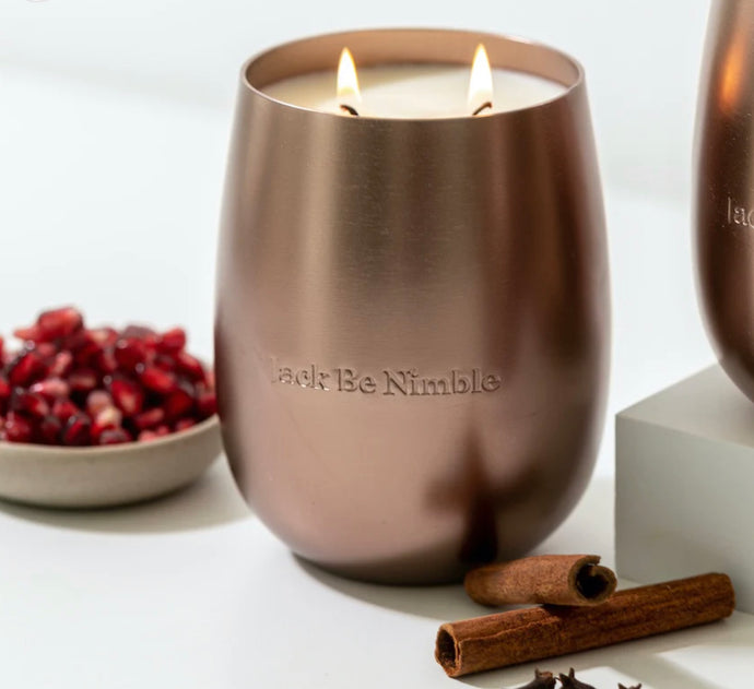 17.5oz HOLIDAY SPARKLE SOY CANDLE