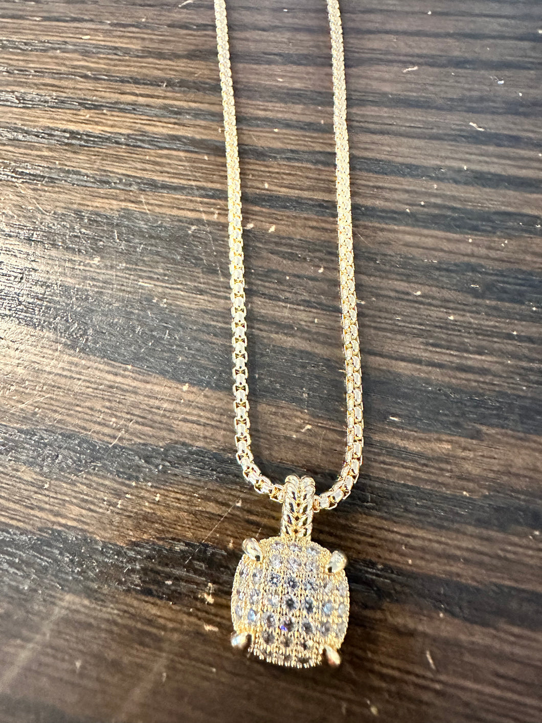 PAVE GOLD SQUARE NECKLACE