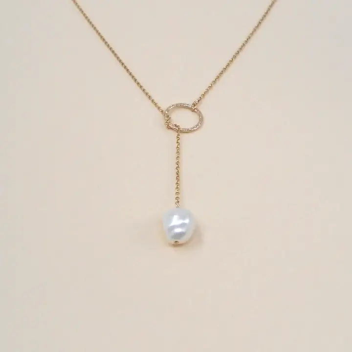 PEARL PULL-THRU NECKLACE