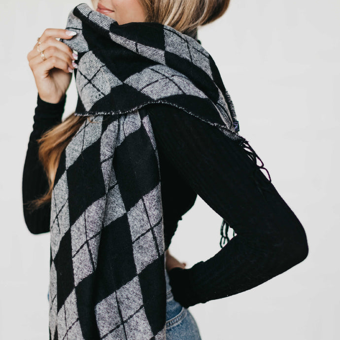 Aryle Plaid Scarf